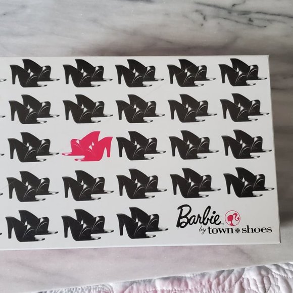 Barbie by Townshoes—Limited Edition Heels - Picture 2 of 9